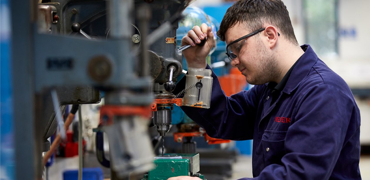 engineering student apprenticeship