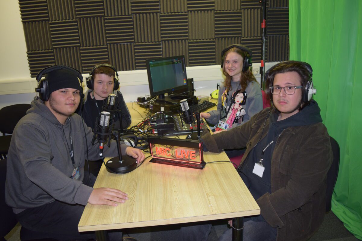 Gen Z Buzz – Radio update